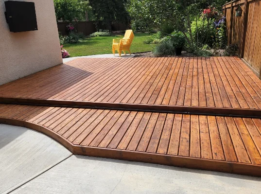 Fence and Deck Staining & Painting in Edmonton 13